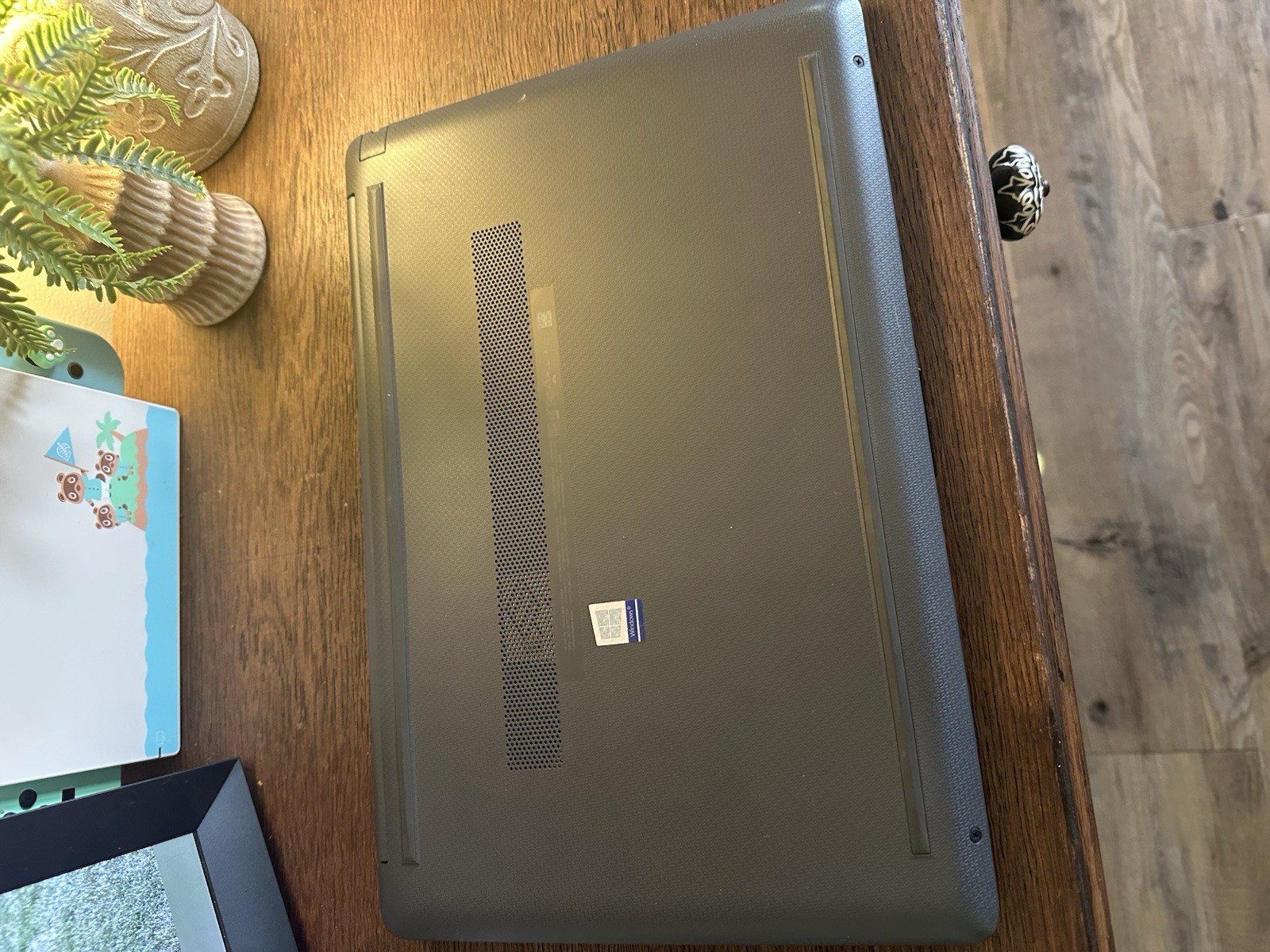 HP 250 G8 Laptop Computer i3-1005G1 @ 1.2 GHz Windows 11 Pro 256GB Nvme 8gb Ram