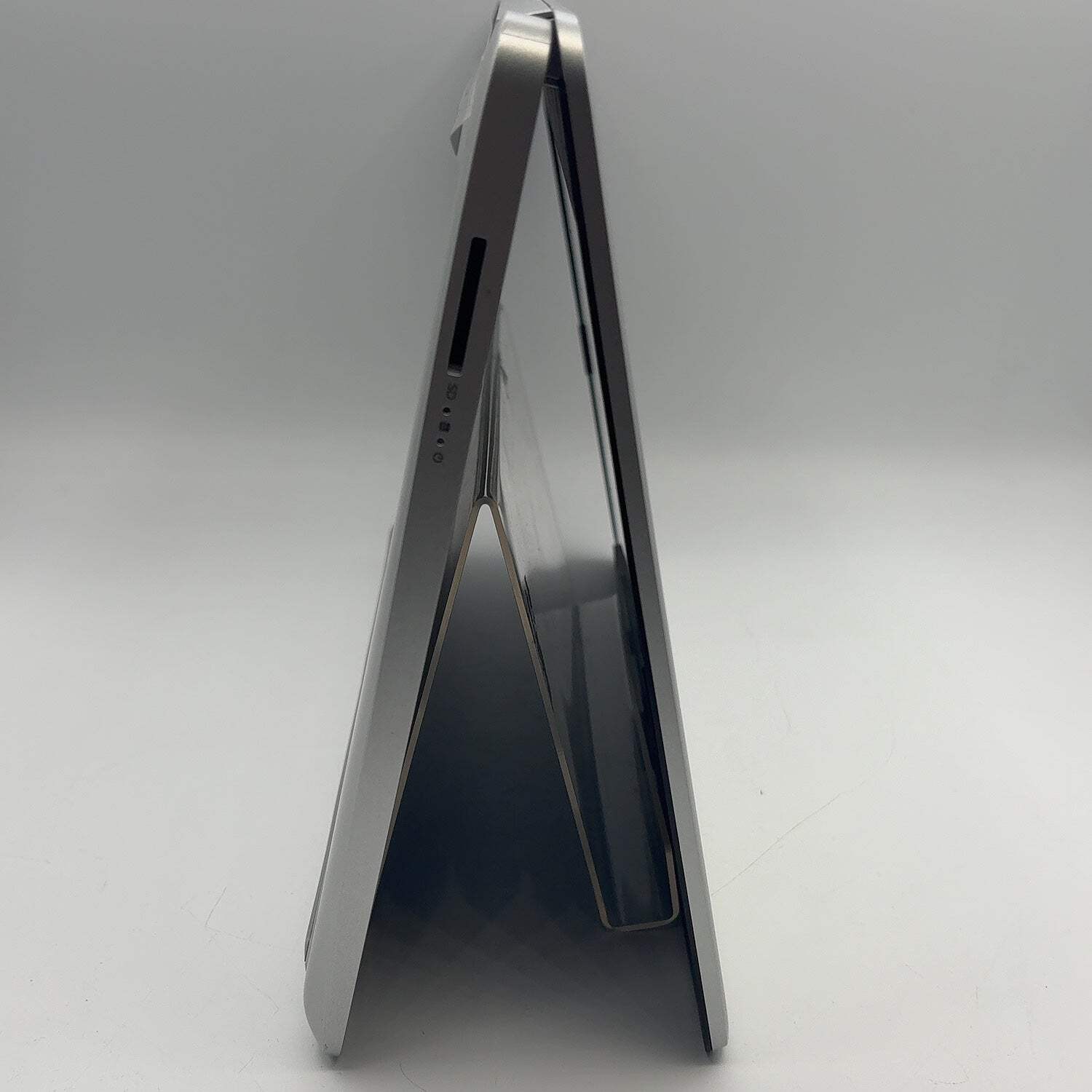 HP Envy 14-DQ6011DX 14″ N150 1.0GHz 4GB RAM 128GB SSD