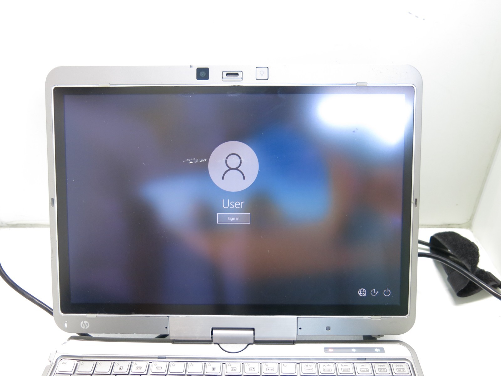 HP EliteBook 2740p Laptop | Core i5 M560 2.67GHz 2GB Ram 160GB HDD | Powers On