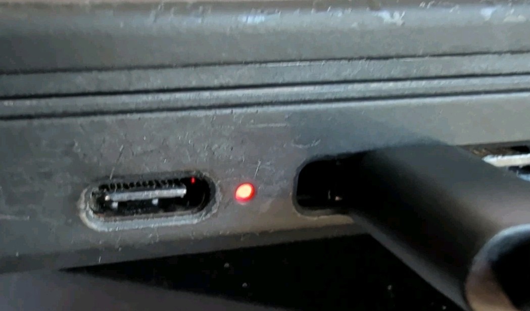 LENOVO THINKPAD T590 i7-8665U @ 1.90GHz, 8GB RAM, NO HDD/OS Read Description