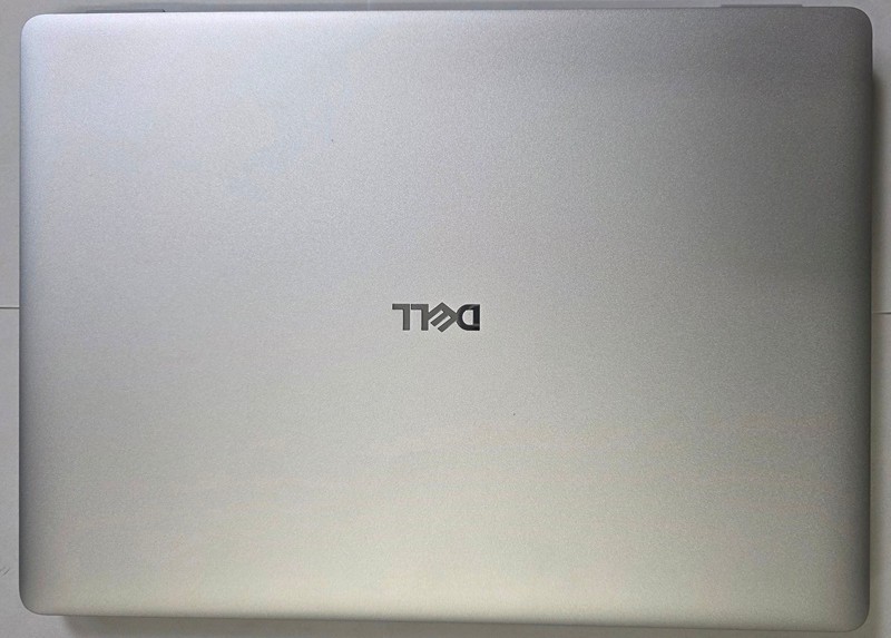 Dell Pro 14 14″ IPS LCD 1920 x 1200 Intel Core Ultra 5 16GB RAM 512GB SSD