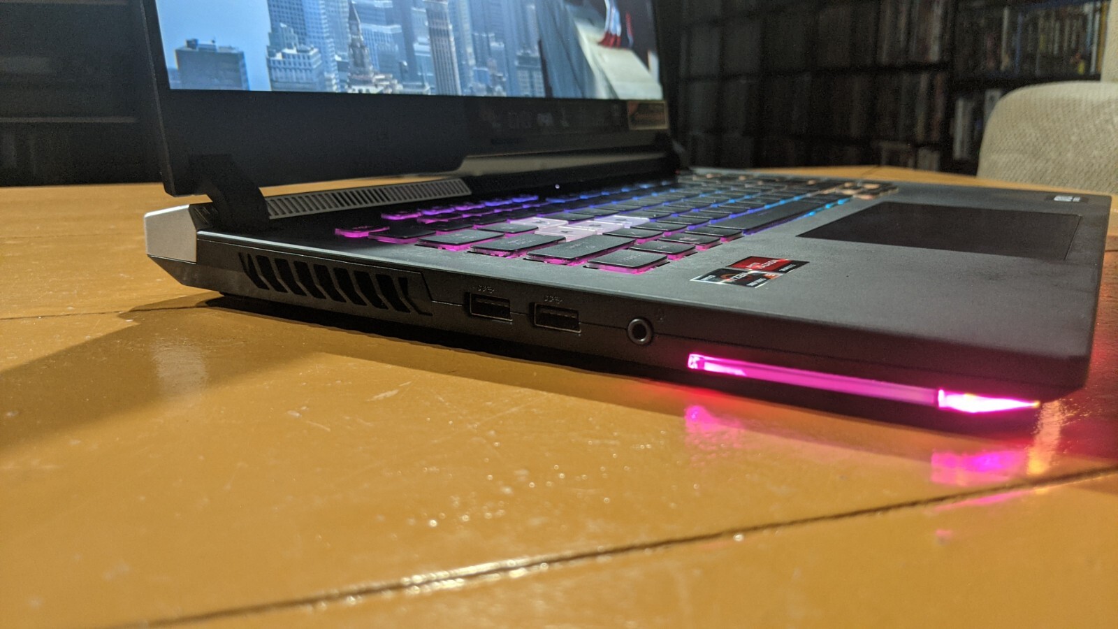 Asus Strix 4K/VR 300Hz 8-Core Ryzen 9 Gaming Laptop RX 6800m 500SSD 24GB-Ram