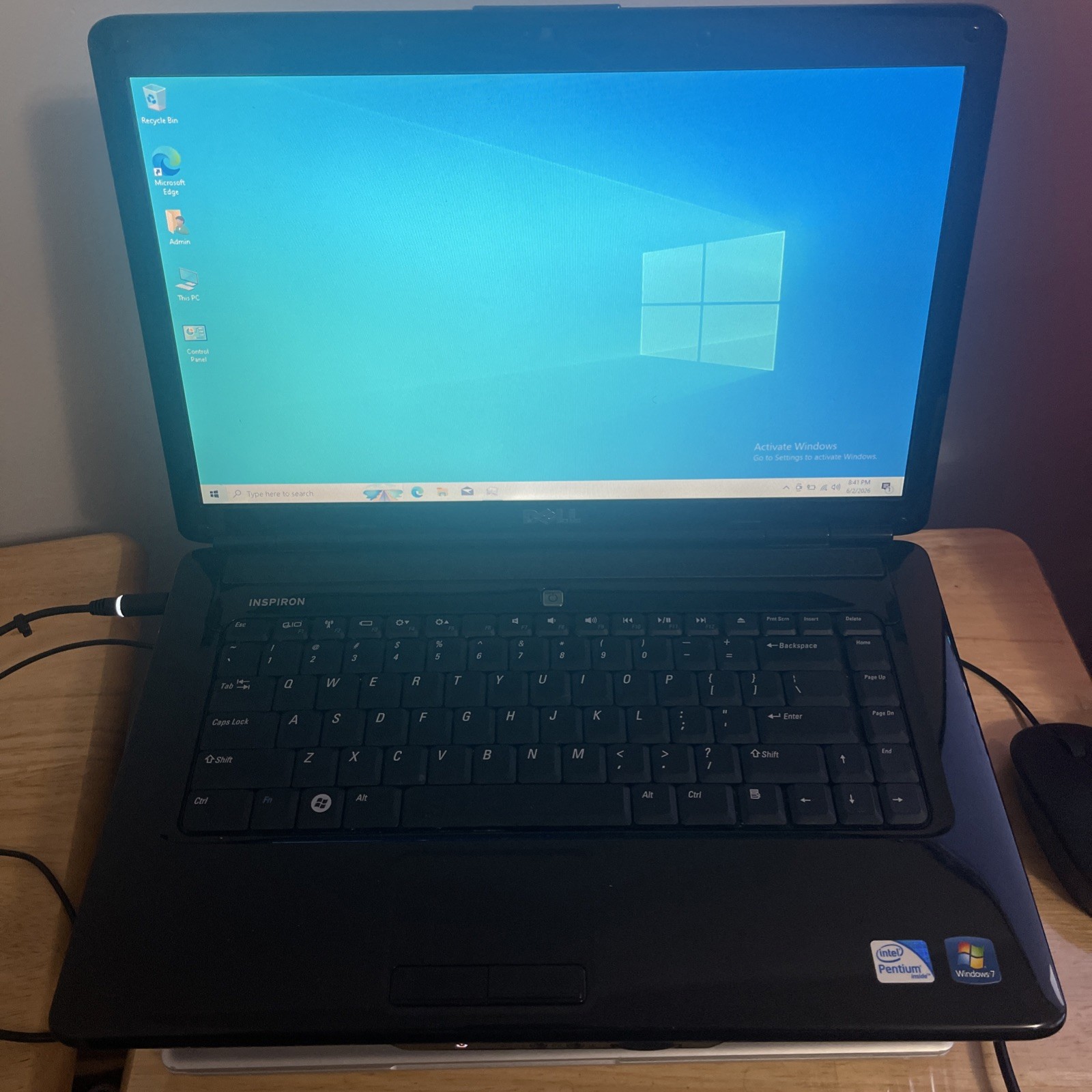 Dell Inspiron 1545 Intel Pentium Dual-Core T4200 2GHz 4GB Ram 300GB HD W10 Parts