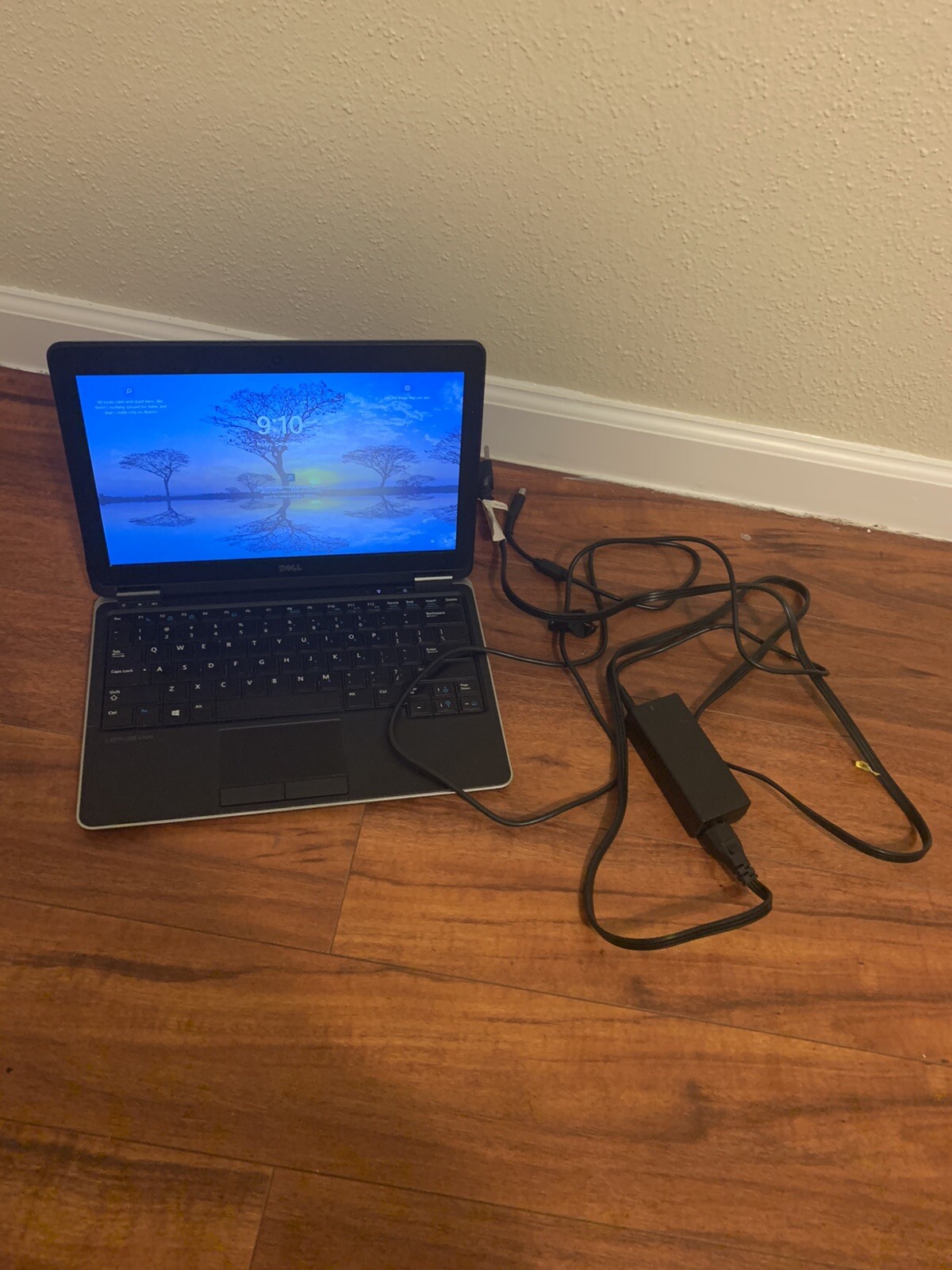 Laptop Dell Latitude E7240 check Description