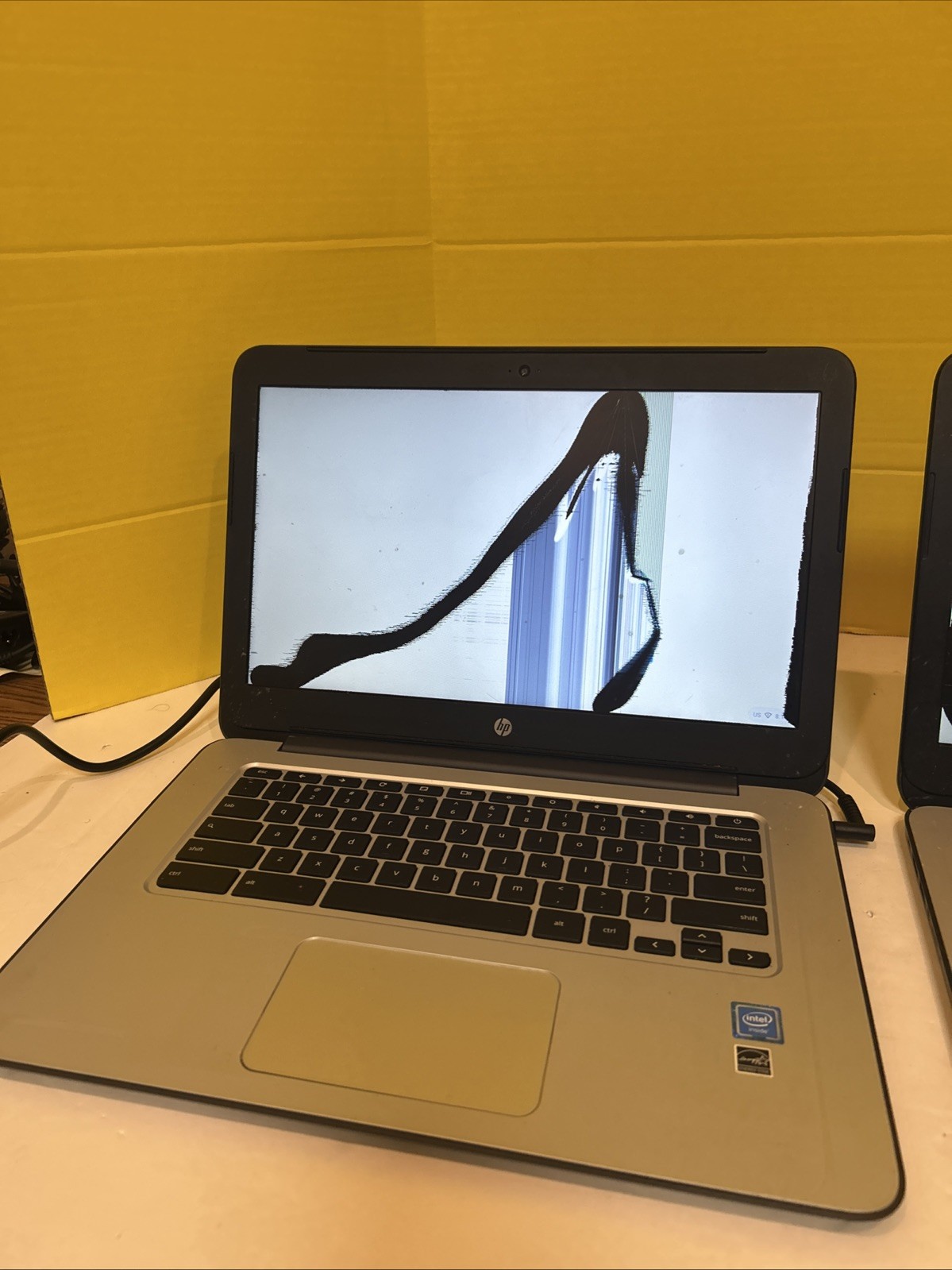 Lot of 2 HP Chromebook 14 G4 14″ For Parts / Repair