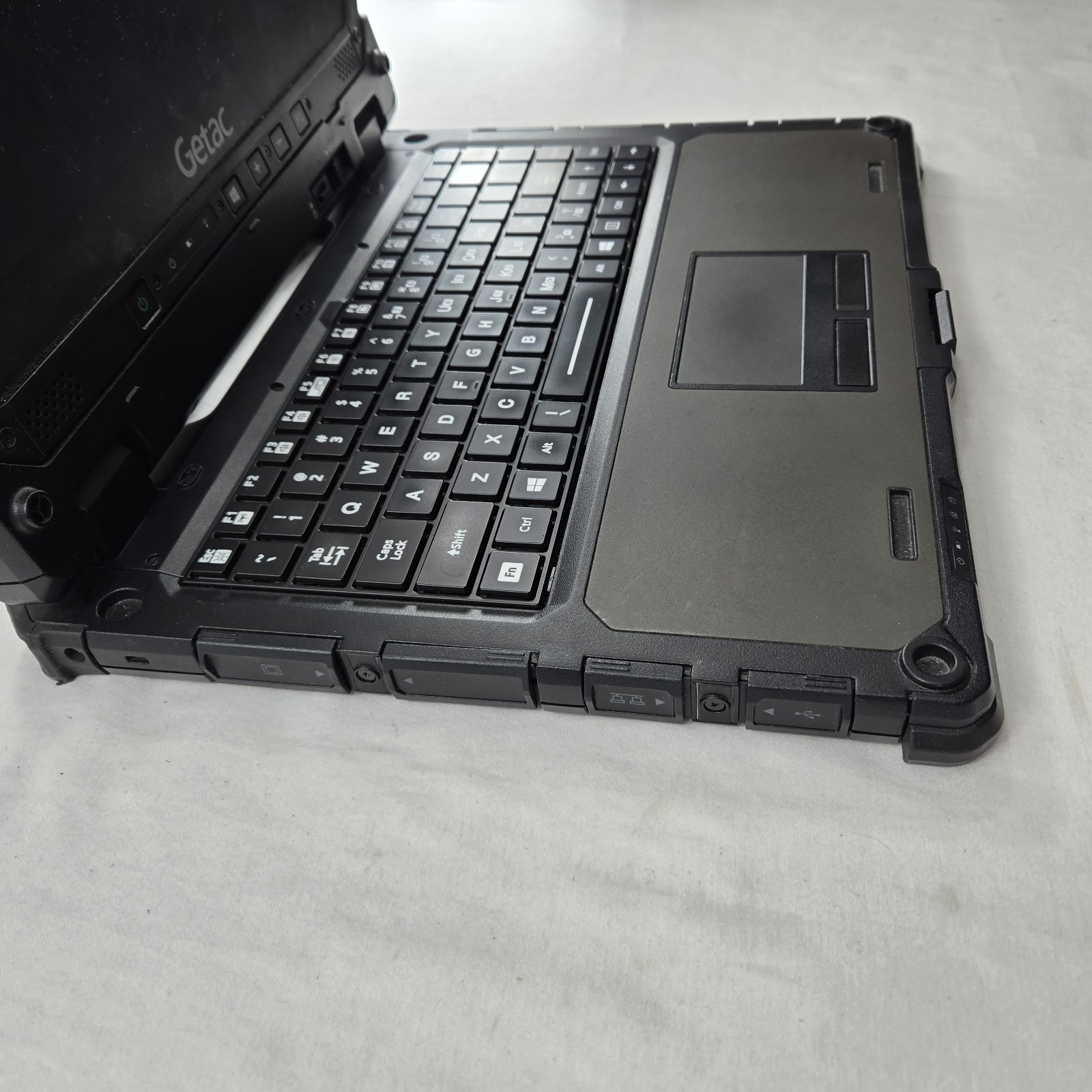 GETAC K120 Toughbook 12.5″ i5-8250U 1.60GHz 512GB SSD 16GB – 4G – GPS – Grade B