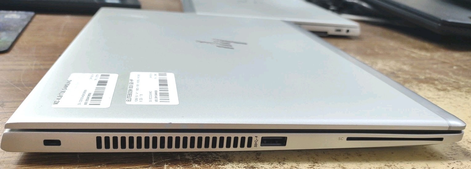 HP EliteBook 830 G6 Laptop W/ i5-8265U, 1TB, 8GB RAM.