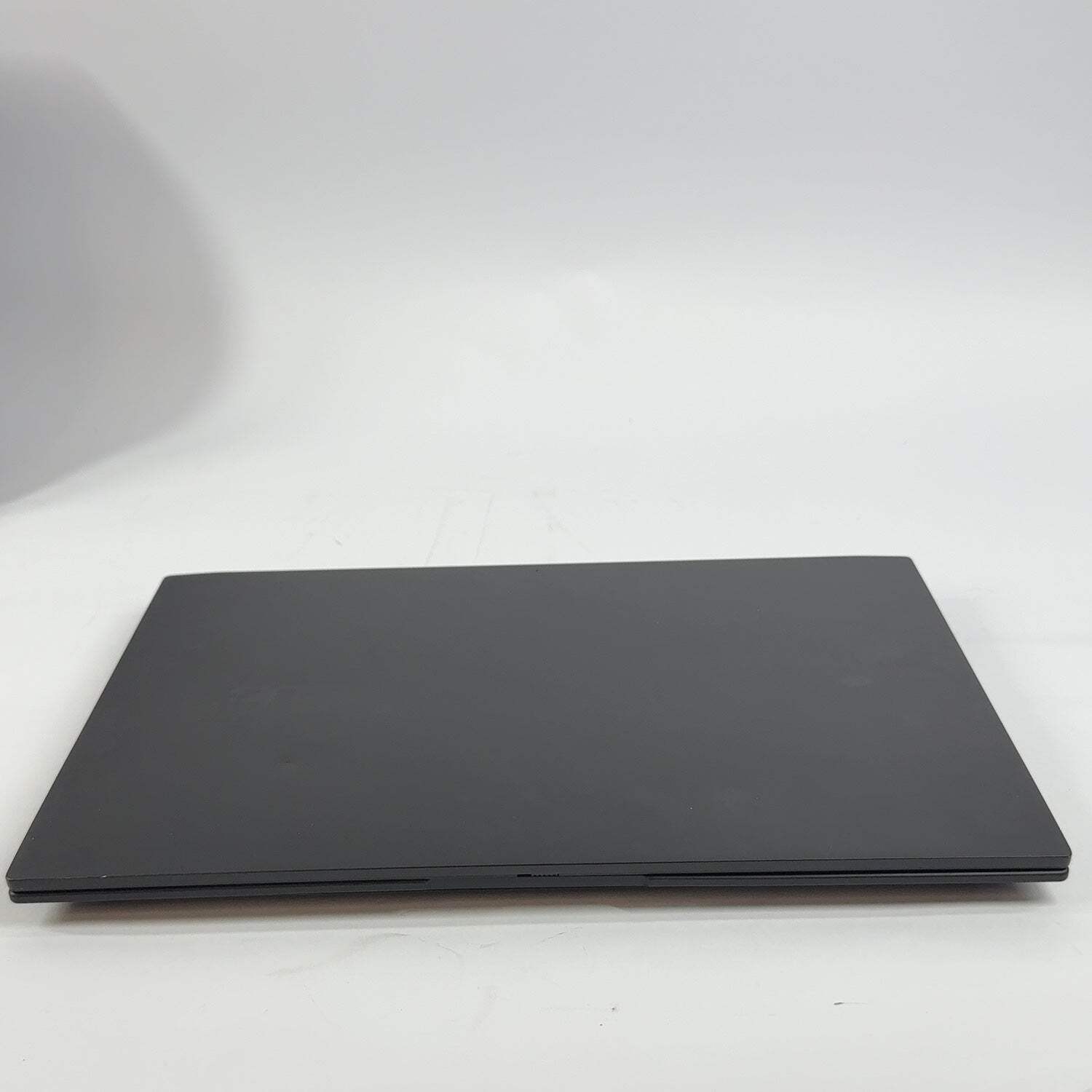 Asus Creator Laptop Q OLED 15.3″ i9-13900H 16GB RAM 1TB SSD GeForce RTX 3050
