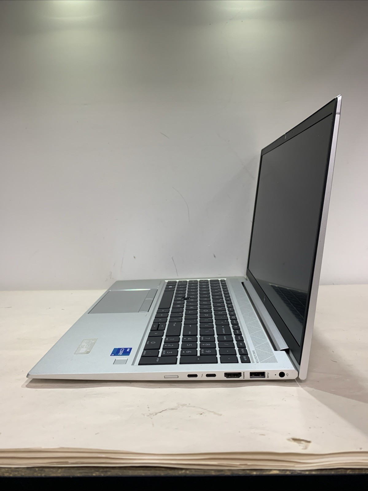 HP EliteBook 850 G8 i5-1135G7 16GB RAM 256GB SSD Win 11 Pro | READ DESCRIPTION