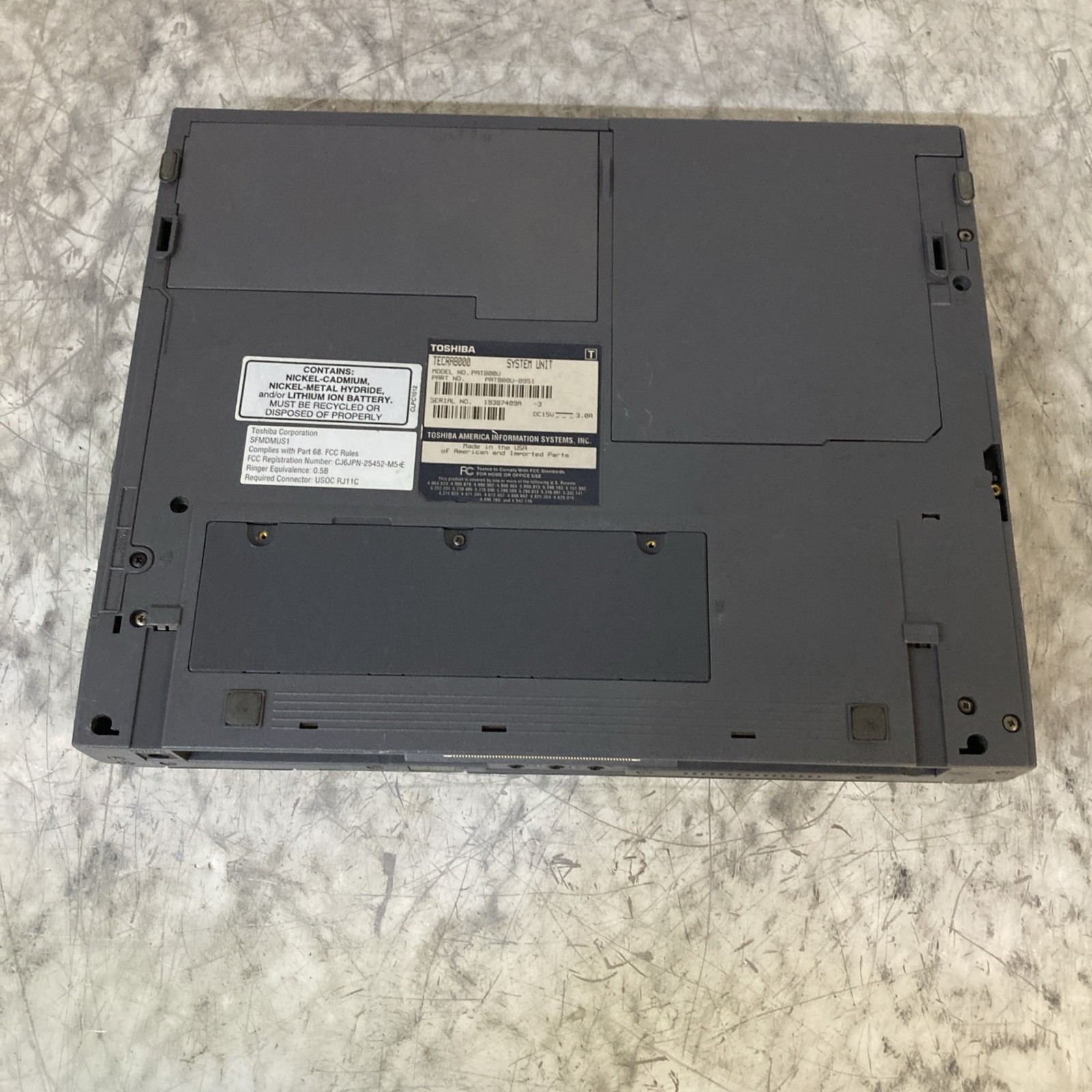 Toshiba Tecra 8000 Unknown CPU no HDD No Power