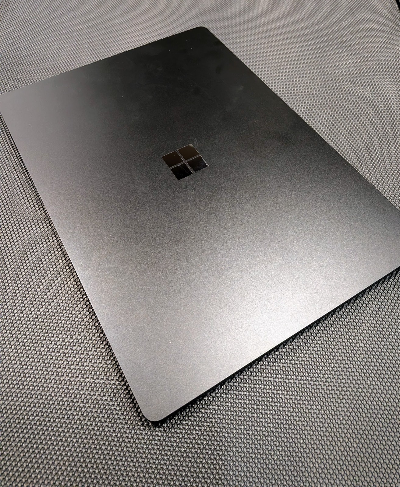 Microsoft Surface Laptop 4 Model 1951 13.5 8GB 256GB SSD