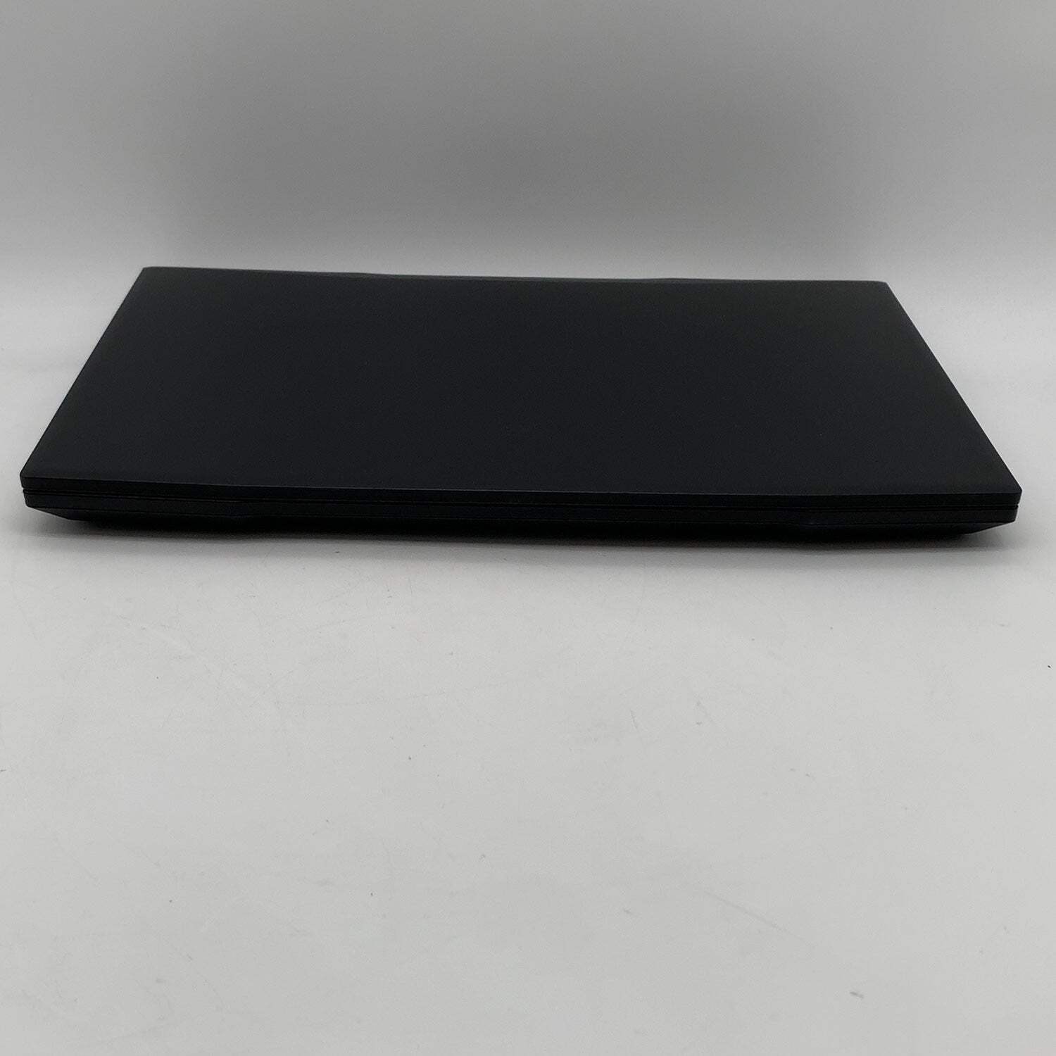 MSI Katana GF76 12UE 17.3″ i7-12700H 2.7GHz 16GB RAM 512GB SSD GeForce RTX 3060