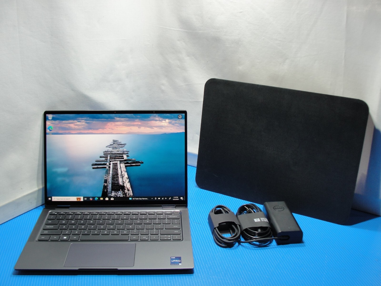 Dell Latitude 9330 2n1 13.3” WQXGA Intel Core i5-1240U 1.1GHz 16GB 256GB SSD