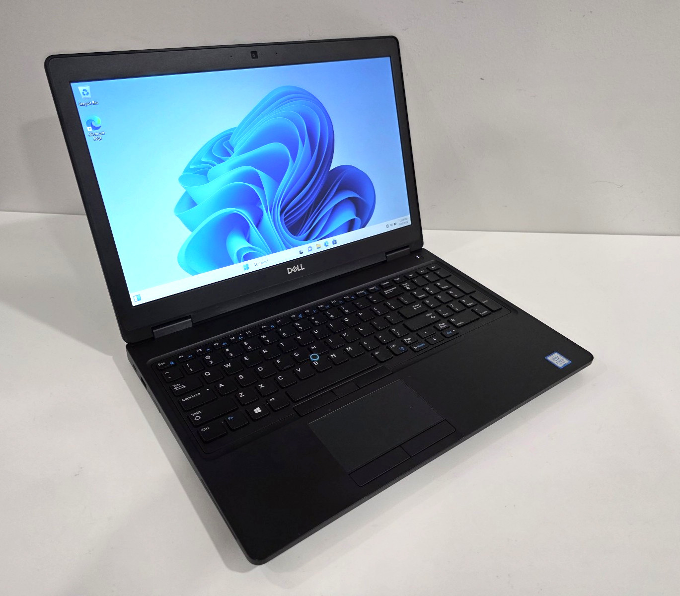 Dell Latitude 5591 i5-8400H 8GB 128GB SSD HD Webcam Windows 11 Laptop