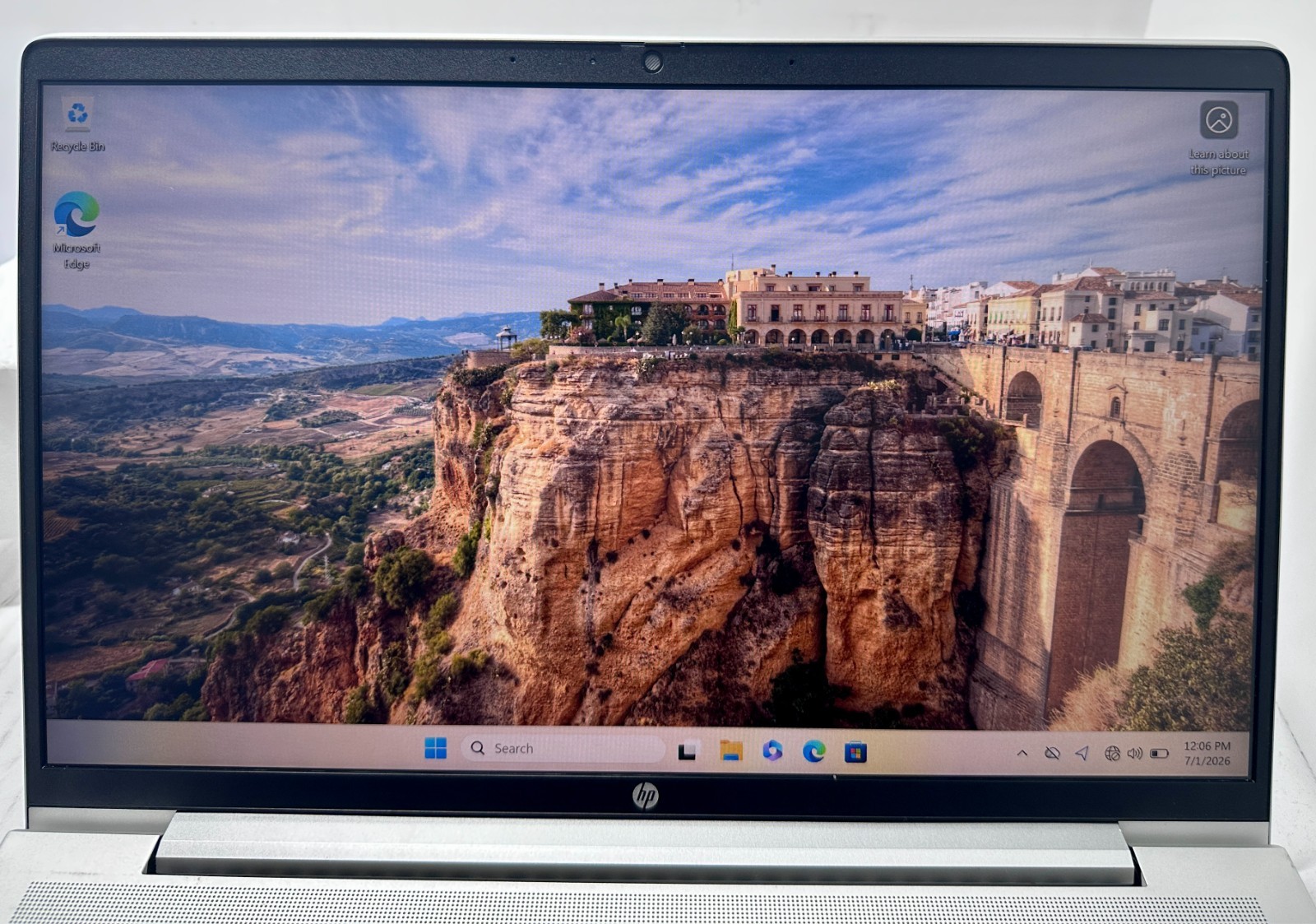 HP ProBook 440 G9 14″ FHD I5-1235U 256GB SSD 8GB W11P Read Seller Notes