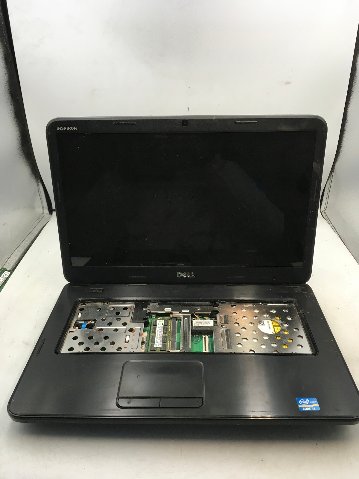 DELL INSPIRON 3520 – FOR PARTS/NO POWER – INTEL I3 1215U – 4GB RAM -READ DESC-BB