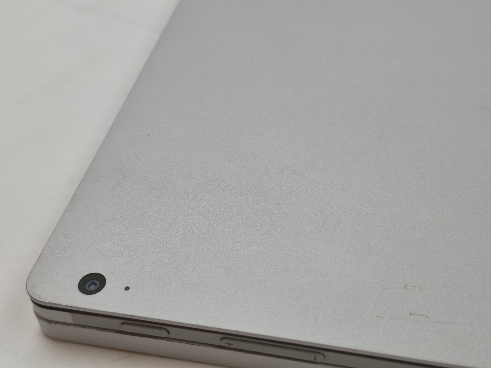 Microsoft Surface Book 3 i7-1065G7 1.30GHz 16GB RAM 256GB SSD Win 11 Pro