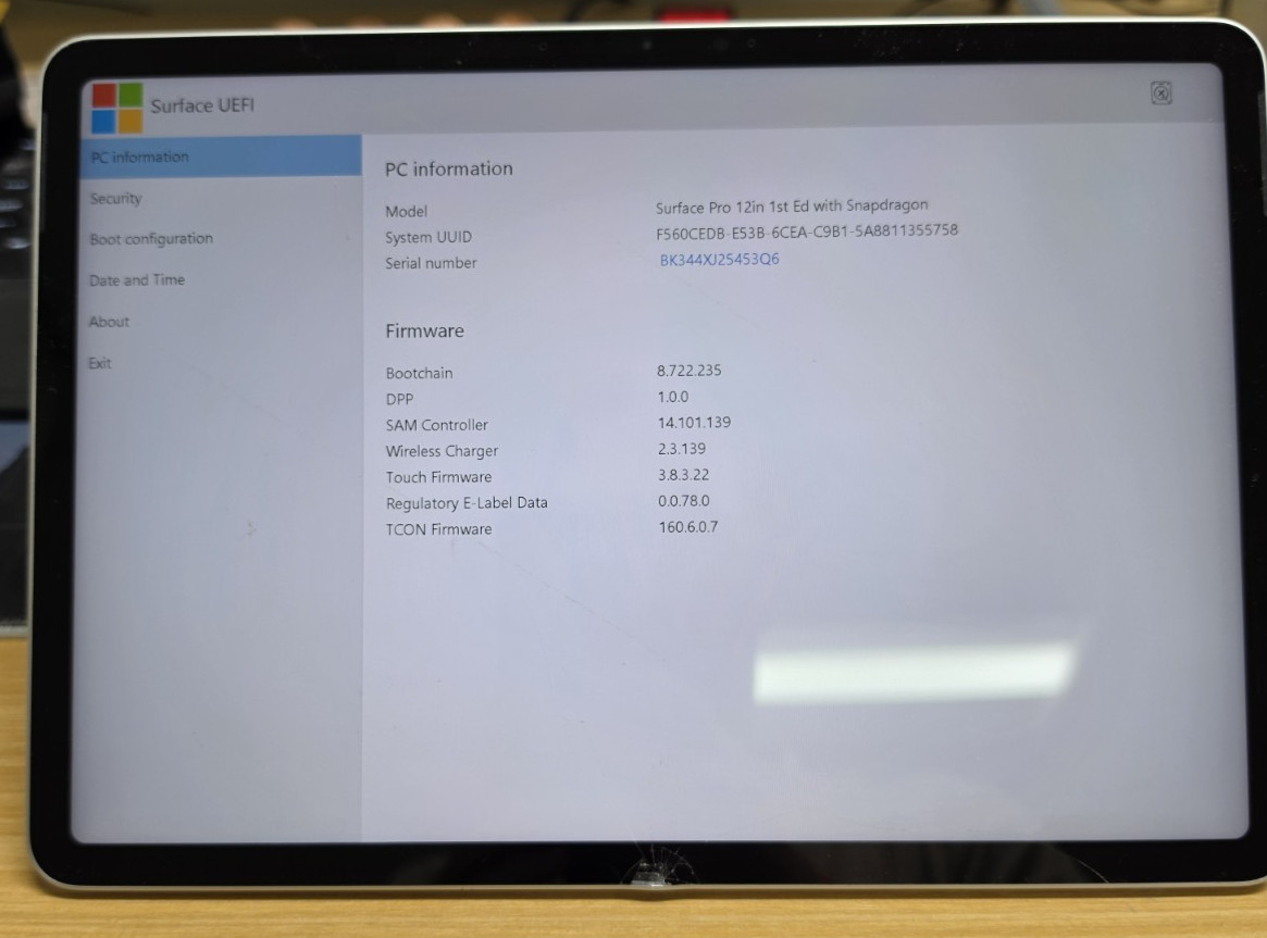 Plat Microsoft Surface Pro 12 Inch Snapdragon + 16GB RAM 256GB SSD Tablet Only