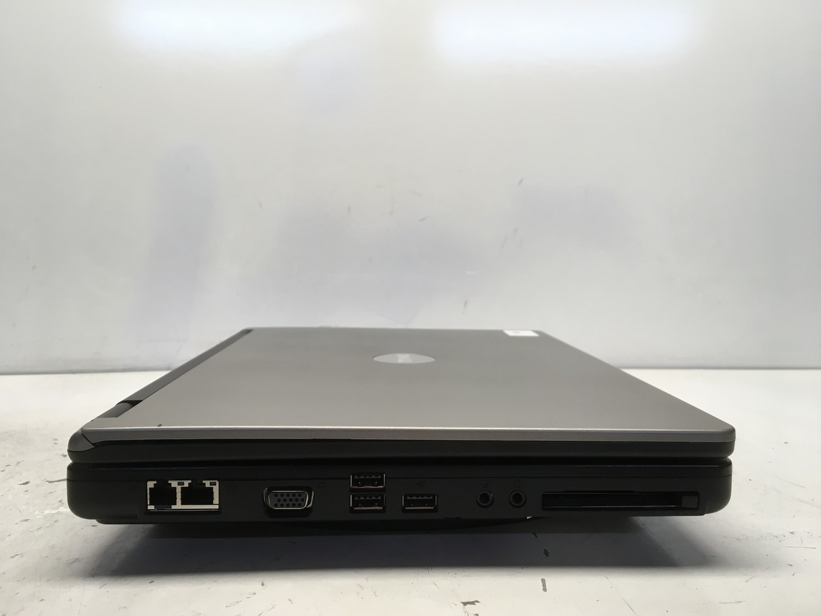 Dell Inspiron 1300 Intel Celeron M 06D8 1.4GHz 2 GB NO HDD No Batt