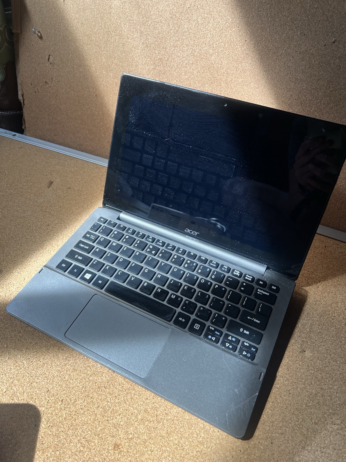 Acer Aspire Switch 10 10.1″ 2-in-1 Detachable Touch Atom 2GB 32GB Win Silver