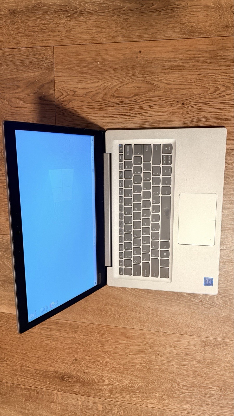 Lenovo Silver Laptop Intel Core Windows 15.6″ Integrated Webcam