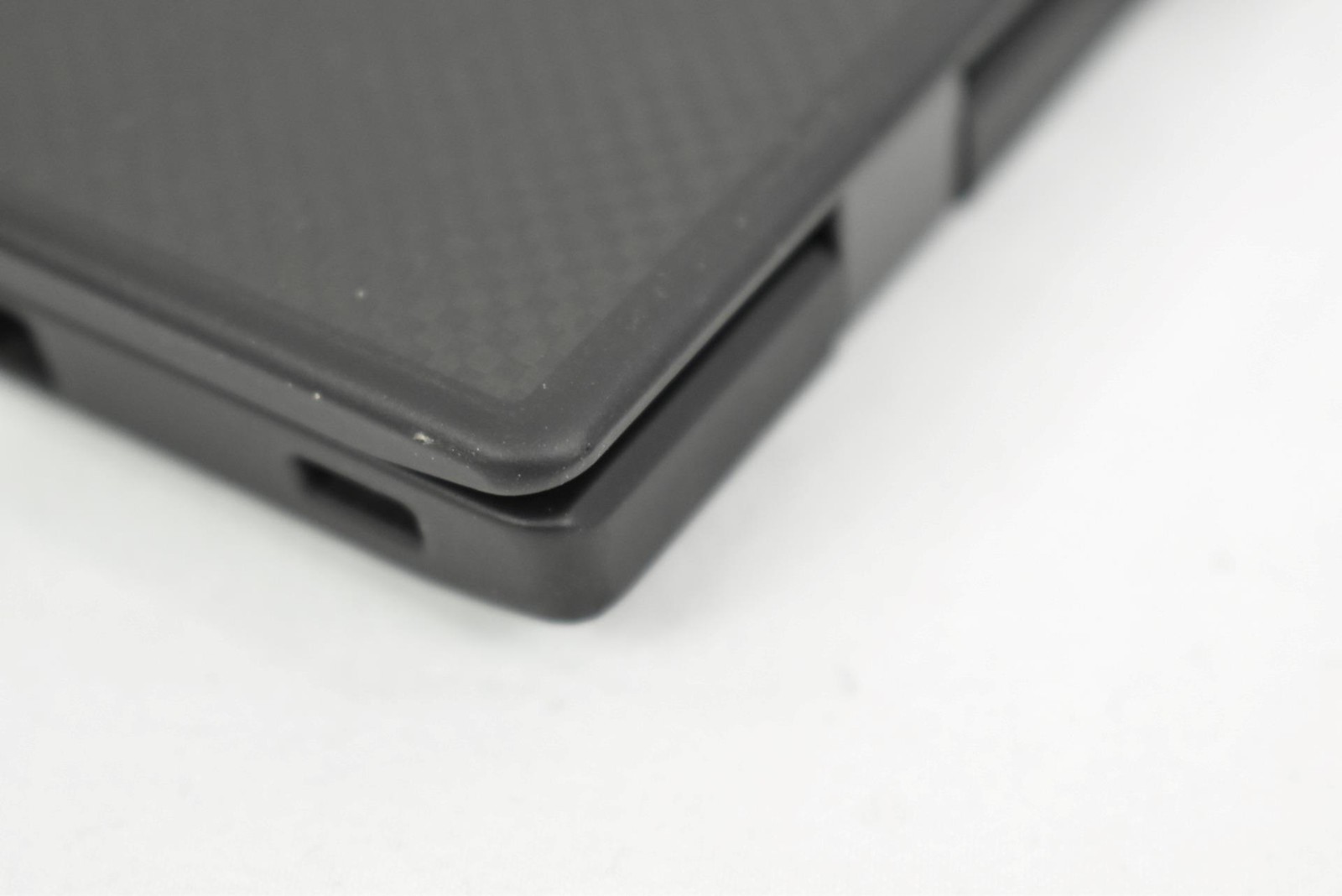 Lenovo ThinkPad X1 Carbon 7th Gen. i7-10510U 1.8GHz 16GB 256GB SSD No OS New Bat