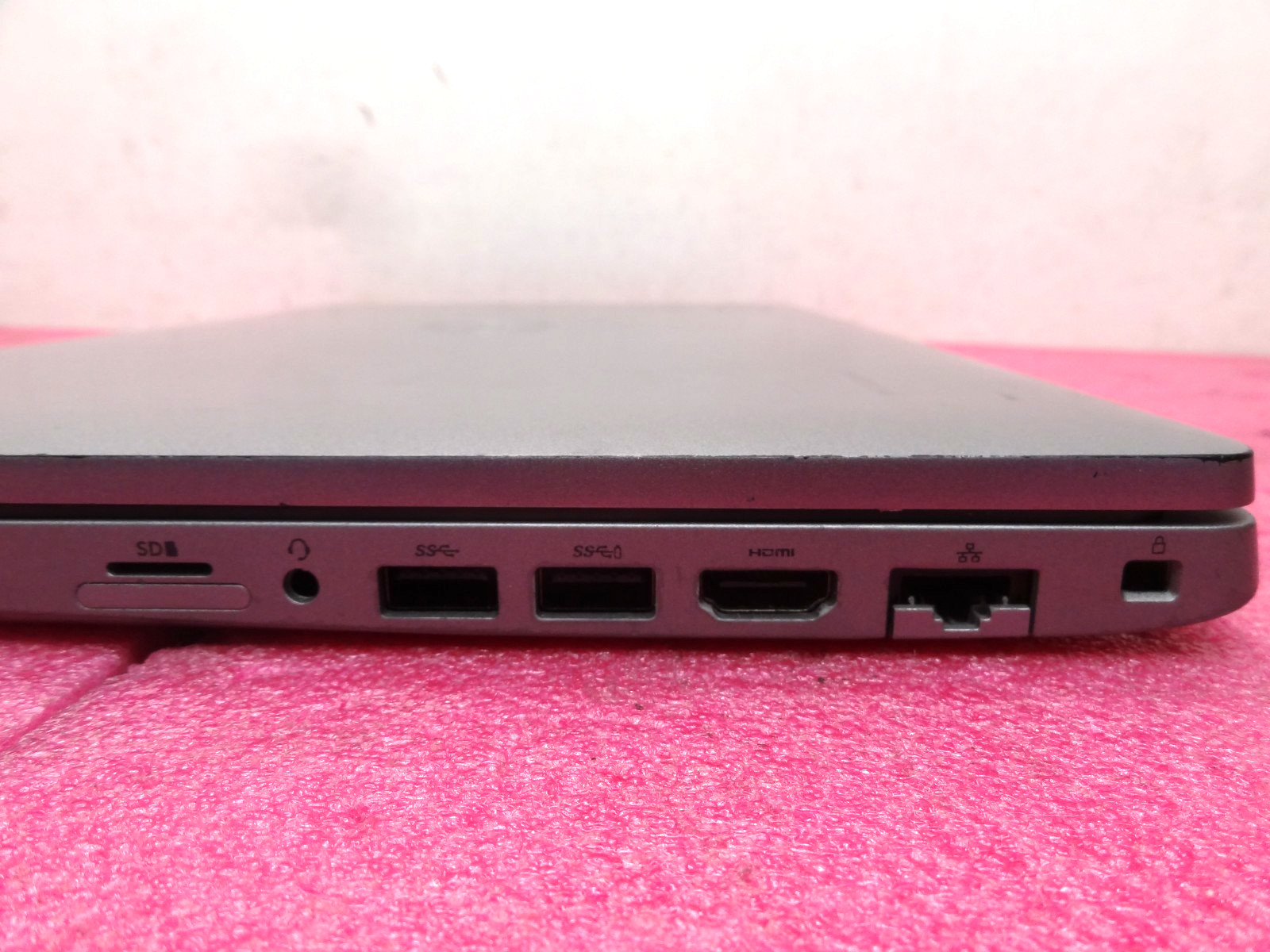 Dell Precision 3550 15.6″ i5-10310U 16GB 512GB M.2 SSD Quadro P520 W11PRO T9-A11
