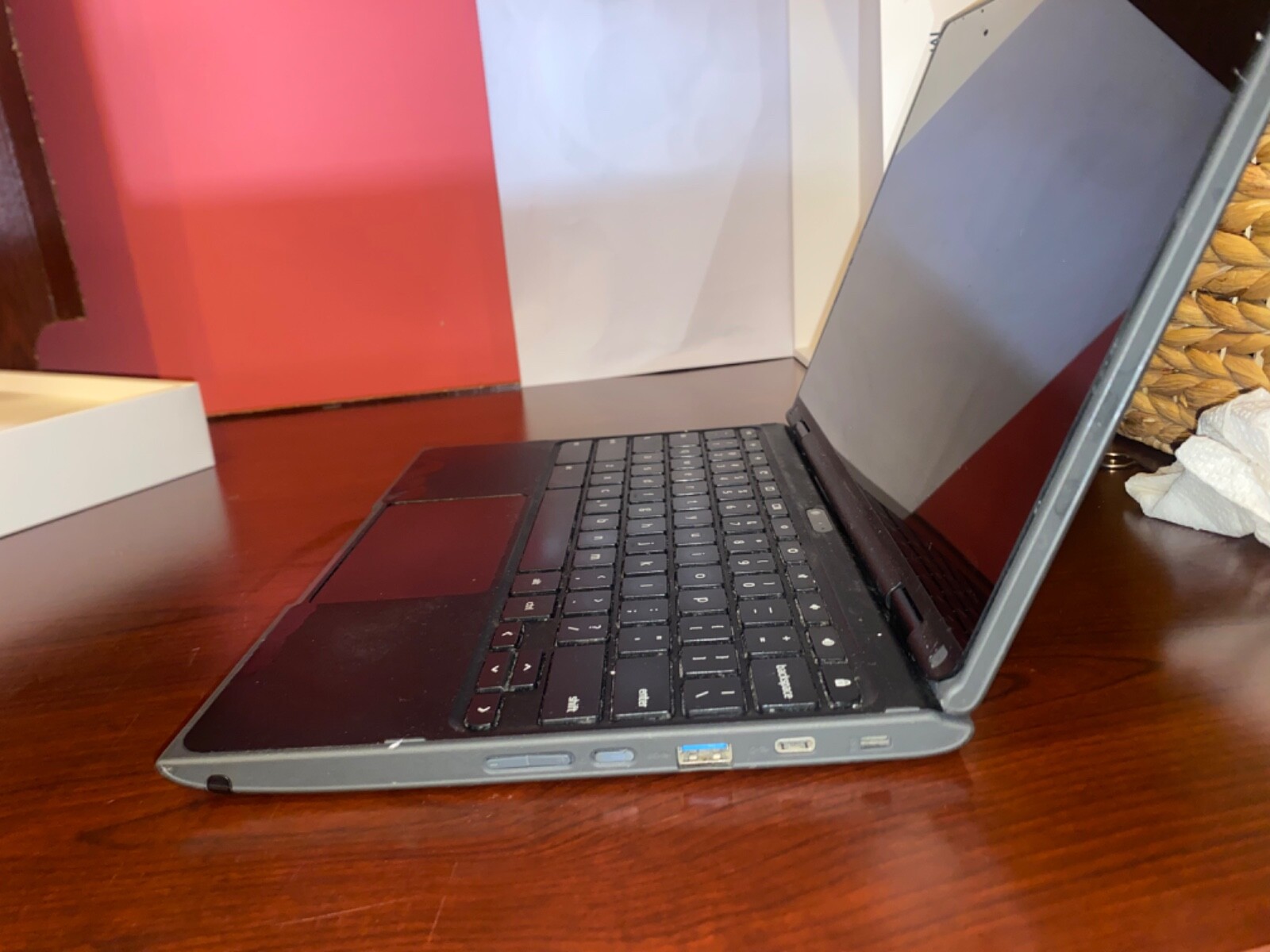 Lenovo N23 Chromebook 11.6″ (16GB eMMC, Intel Celeron N3060, 4GB RAM) Laptop…