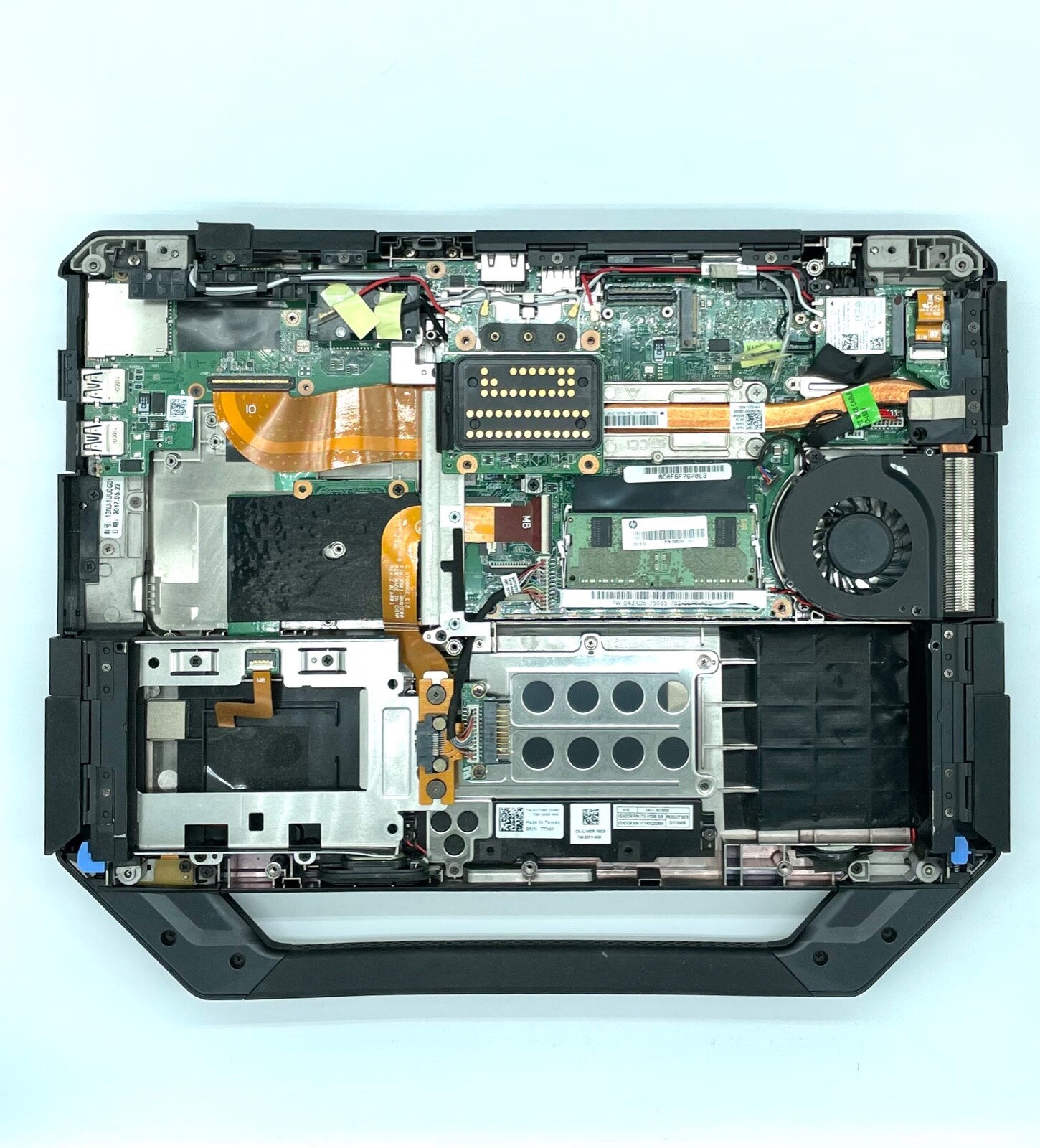 Dell Latitude E6400 XFR Laptop 4GB RAM No Touch No HDD *FOR PARTS AS-IS*