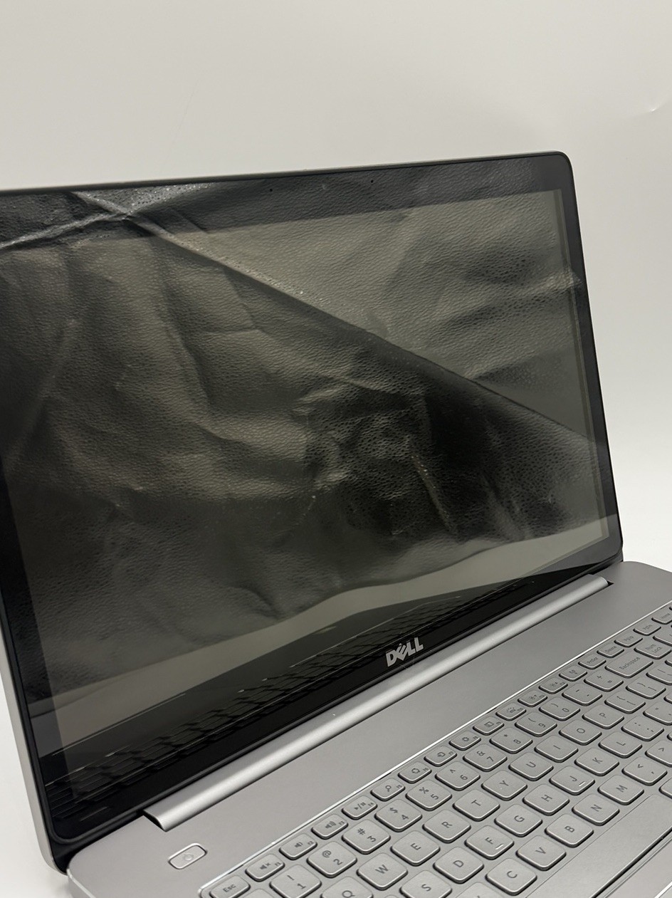 Dell Inspiron 17 7000 7737 17.3” Touchscreen i7-4500U 16GB RAM 1TB GT 750M READ