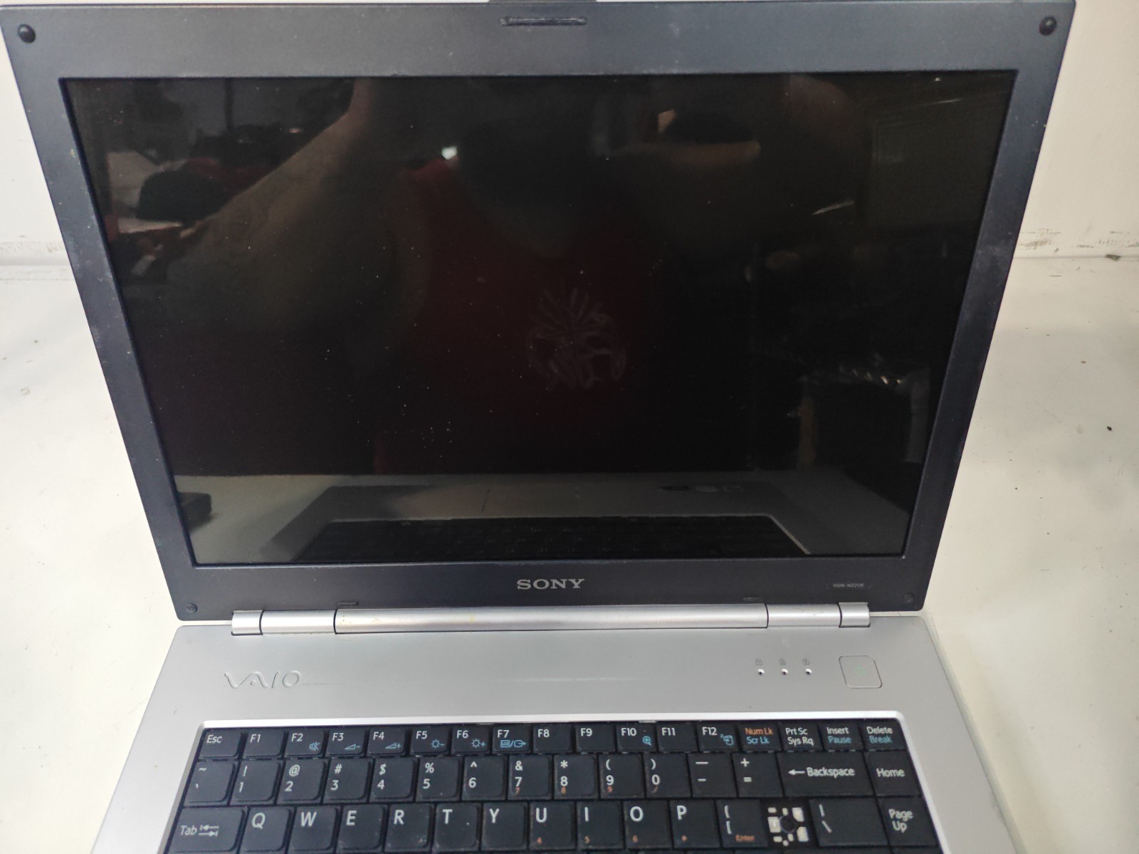 Sony VAIO PCG-7X2L 15″ Intel Pentium Dual Core Windows Vista Not Tested Parts