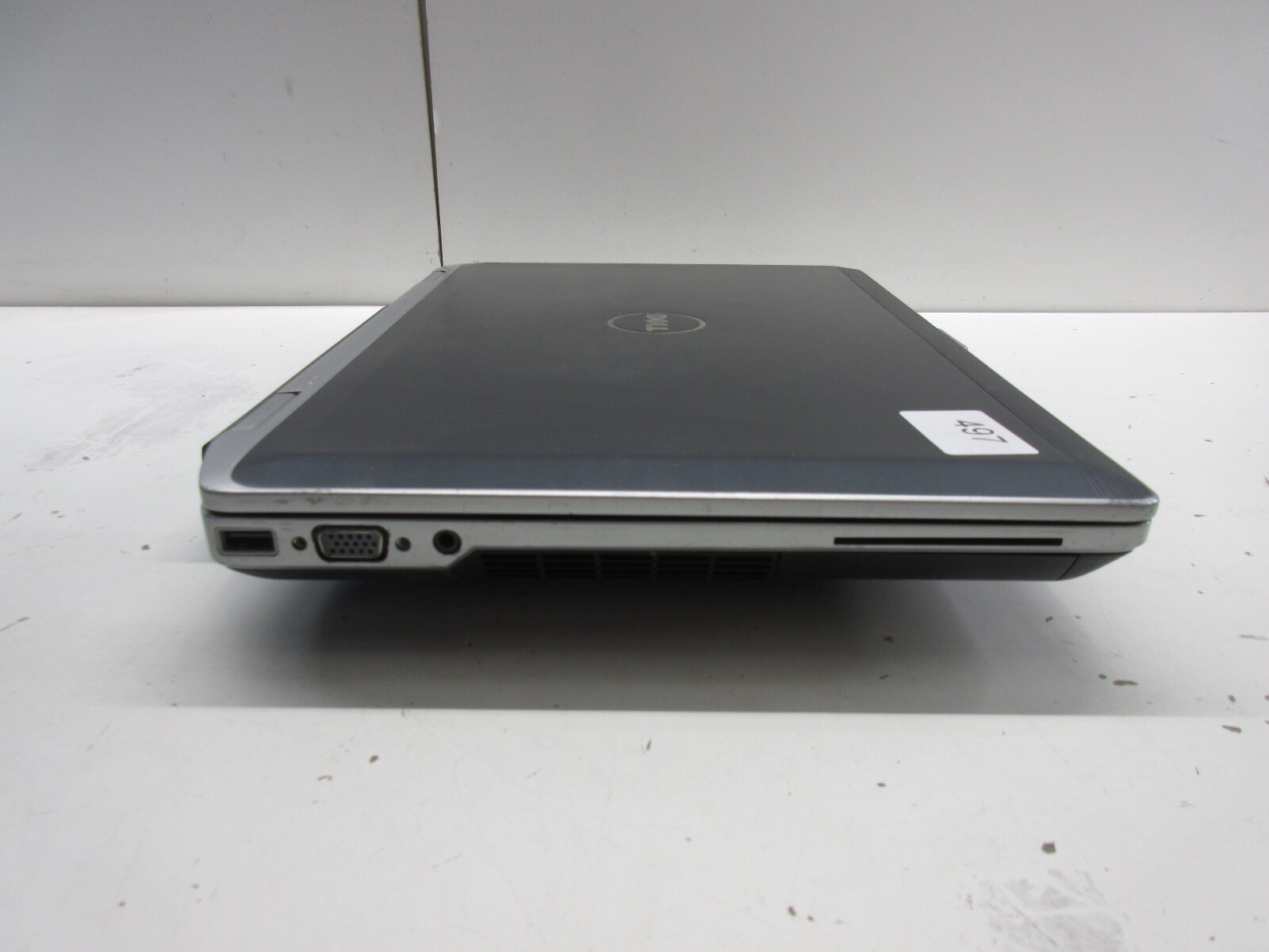 Dell Windows XP Laptop E6420/30 i5 2.4ghz 512 GB SSD DVDRW 14″ W/ Adapter