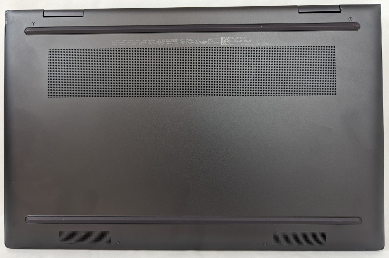 HP ENVY x360 15-ey0023dx 15.6″ FHD Touch Ryzen 7 5825U 12GB 512GB SSD 2in1 W11H