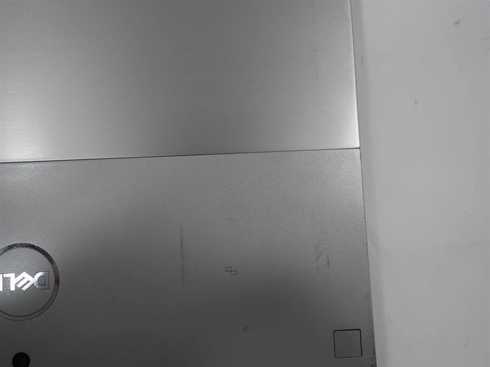 Dell Latitude 7210 Core i7-10610U 1.80GHz 16GB 512GB SSD