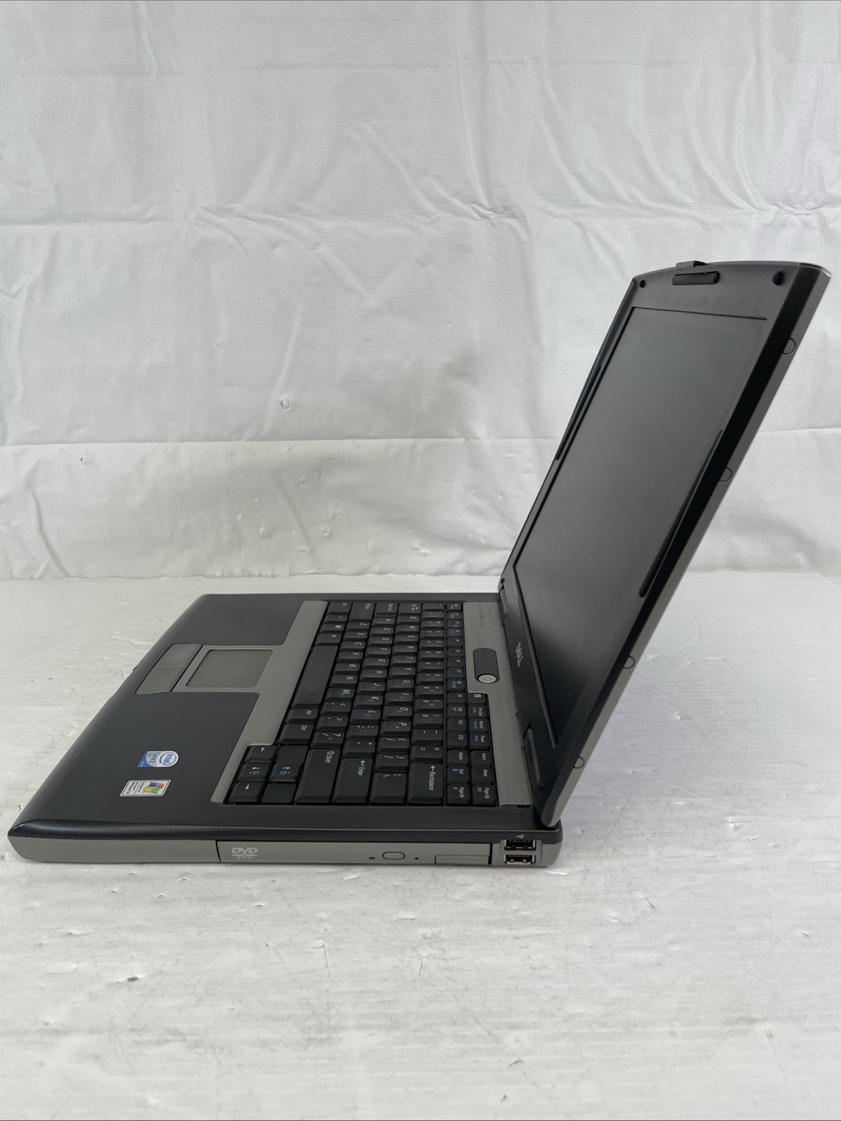 Dell Latitude D520 Retro Gaming Laptop Intel C2D 1.66GHz 1GB RAM 500GB HDD WinXP