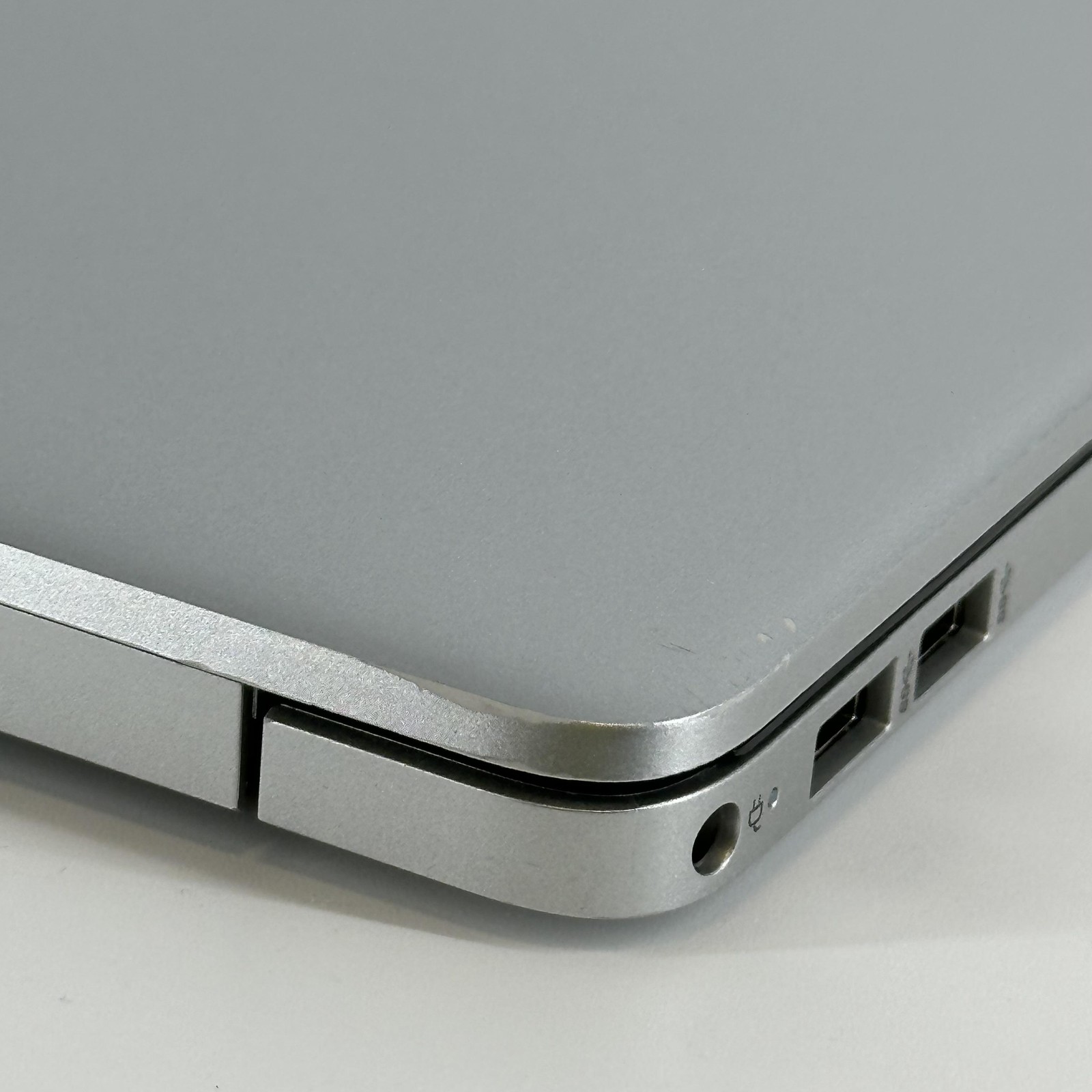 HP Laptop 15-dy2073dx Silver FHD TOUCH i7-1165G7 2.80GHz 16GB 512GB SSD Good