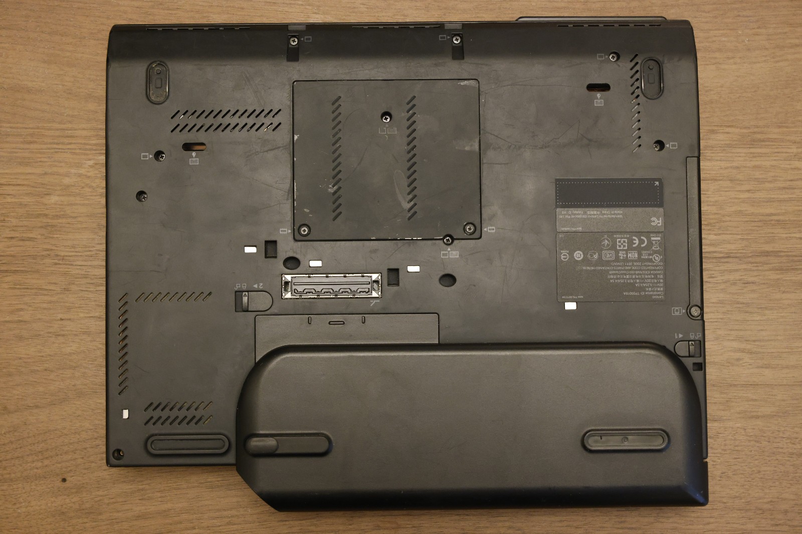 Lenovo Thinkpad X220i (like X220) Tablet. 2350M, 12GB RAM, 128GB SSD. Works!
