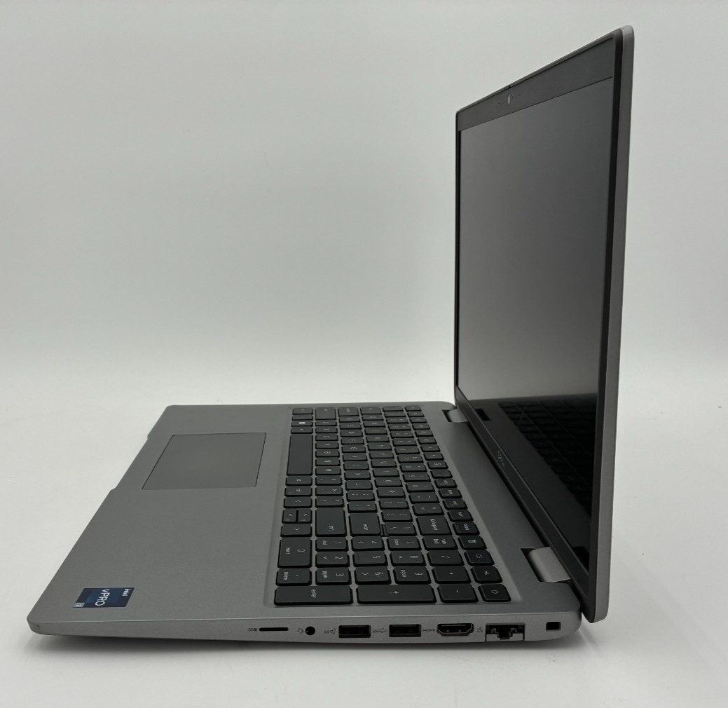 Dell Lattitude 5540 i7 i7-1365U 16GB 512GB Laptop