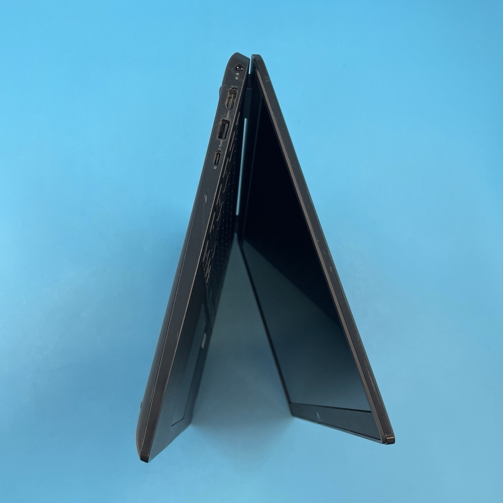 Dell Latitude 3520 | i5-1135G7 | 8GB RAM | NO DRIVE | NO OS | 68% BATTERY