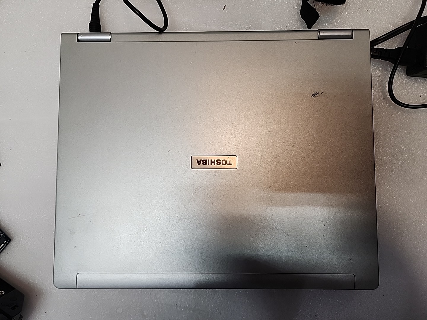 Vintage Toshiba Tecra M2 PTM20U Laptop – For Parts – *READ