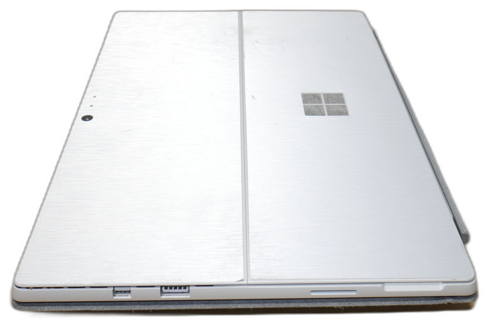 Microsoft Corporation Surface Pro 6 i5-8350U 1.70GHz 8 GB 256GB SSD 12.5″ JI