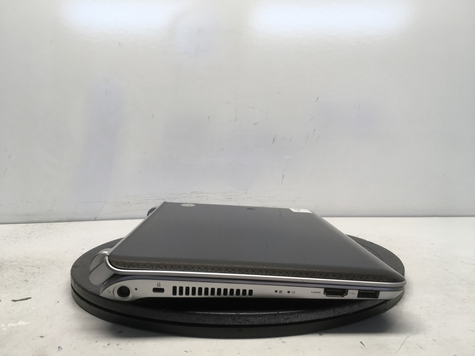 HP Pavilion DM1 AMD E-350 1600MHz 3 GB NO HDD No Batt