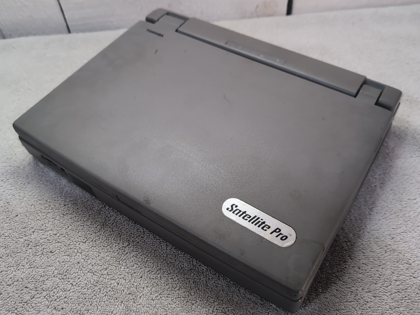 TESTED Toshiba Satellite Pro 405 CS Notebook Laptop Computer FOR PARTS