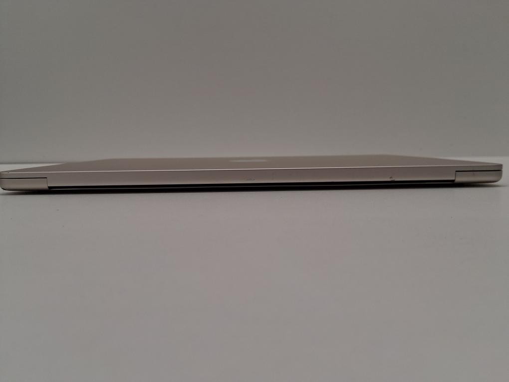 APPLE MACBOOK AIR A2681 (P06034982)