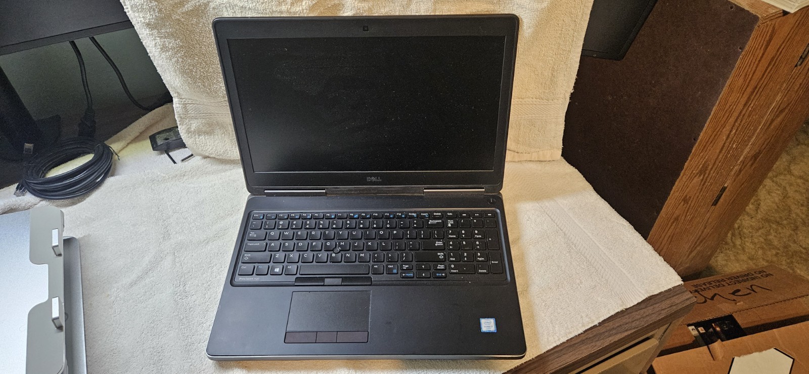 Dell Precision 7250 6th Gen i7, 8GB RAM, No HD, No Charger