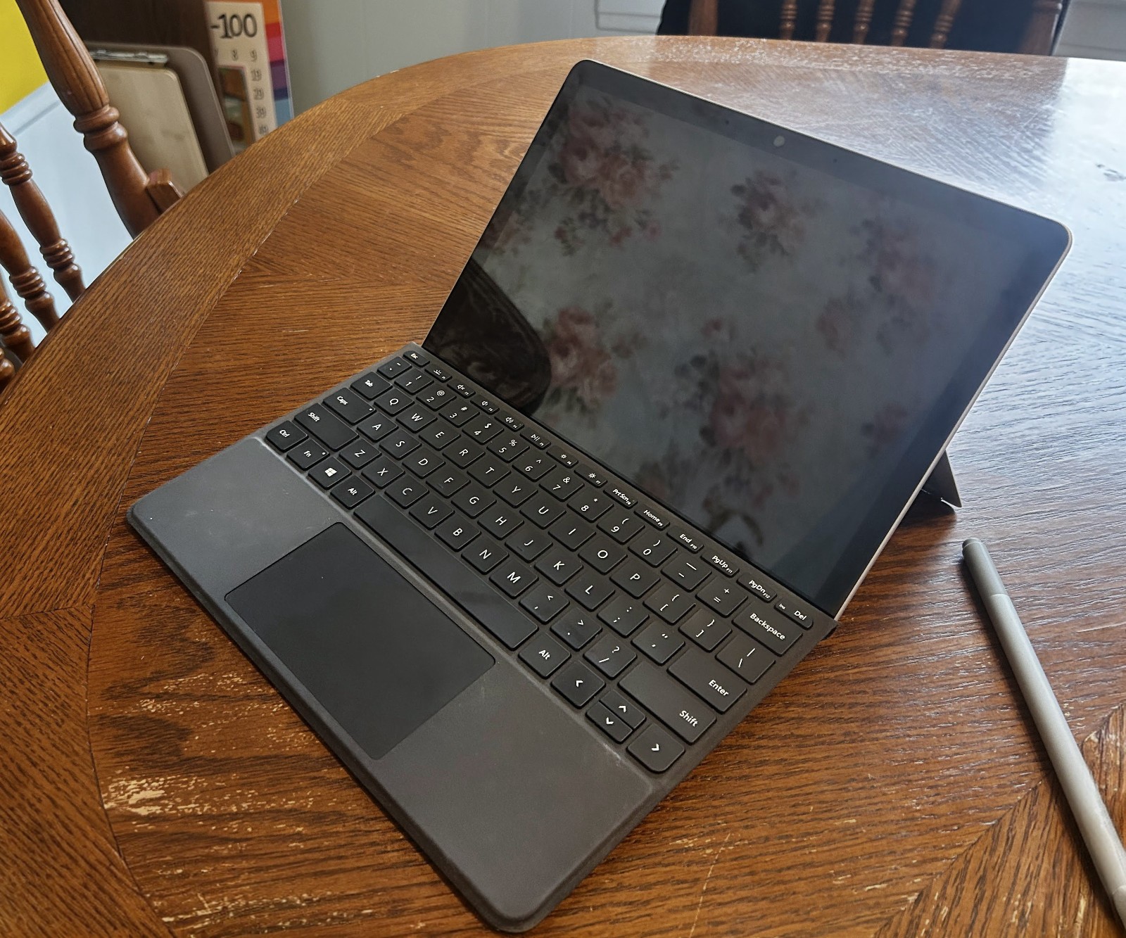 Microsoft Surface Go 3, 8 GB RAM, 128 GB storage + Keyboard & Pen!