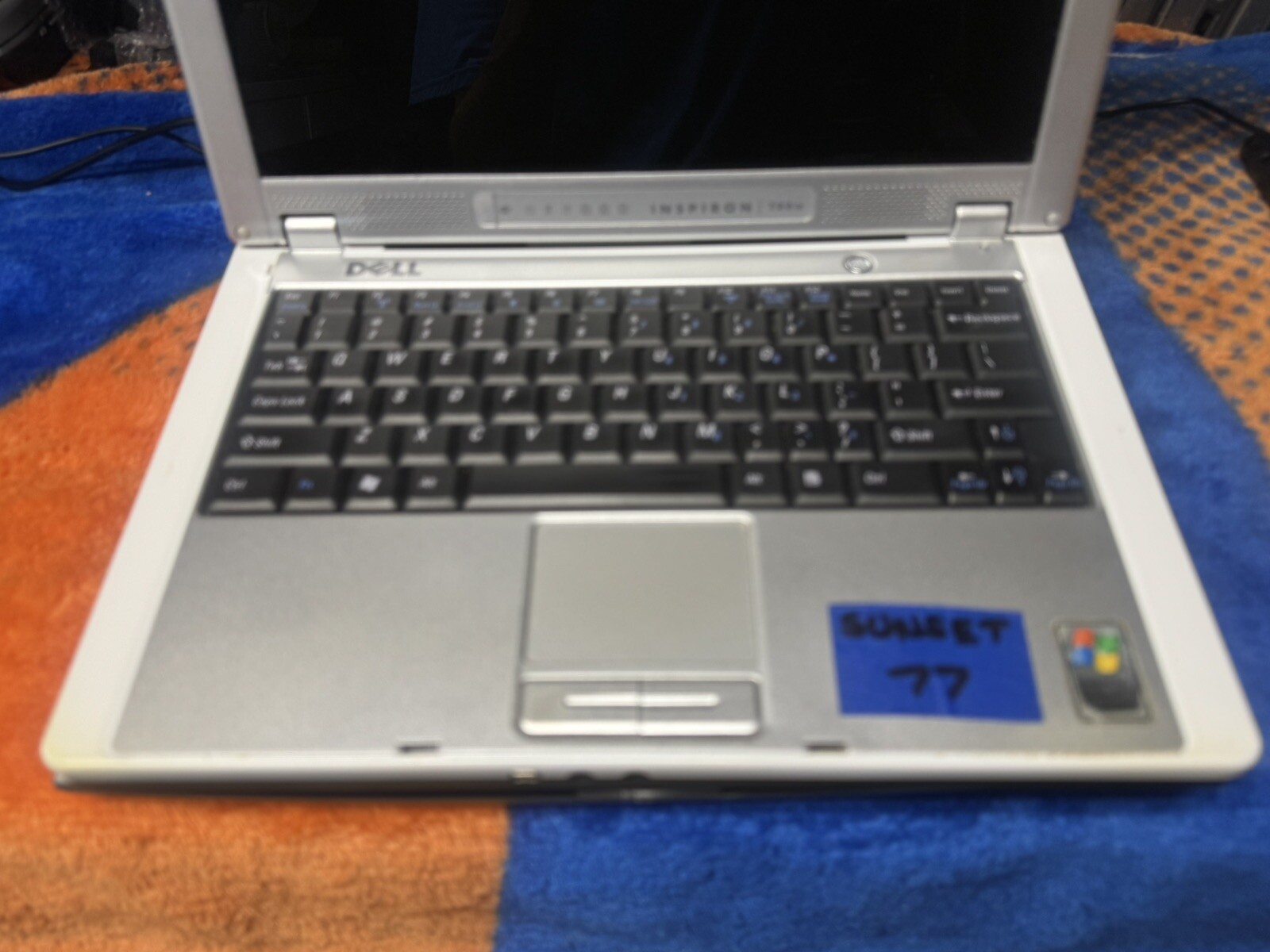 Dell Inspiron 700m, 12.1 TFT, Win7pro, 80GB,, 2GB, DVD-RW, Wifi. #002