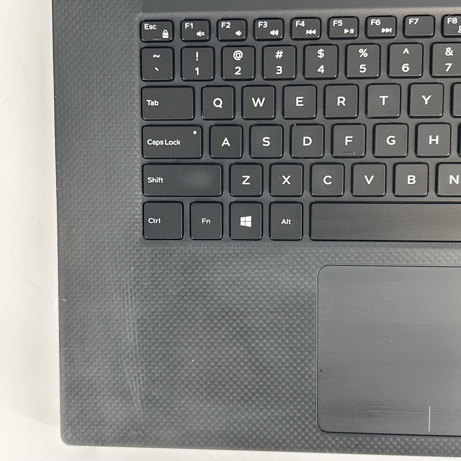 Dell XPS 15 7590 4K i7-9750H 2.60GHz 32GB 1TB SSD GTX 1650 HARD TO PRESS KEYS