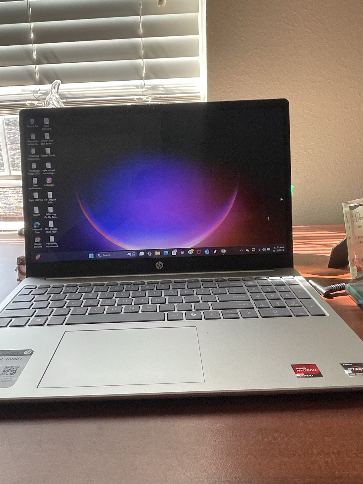 HP 15.6″ FHD Laptop AMD Ryzen 7 5700U 4.3GHz 512GB SSD 8GB RAM Win11 Blue NEW