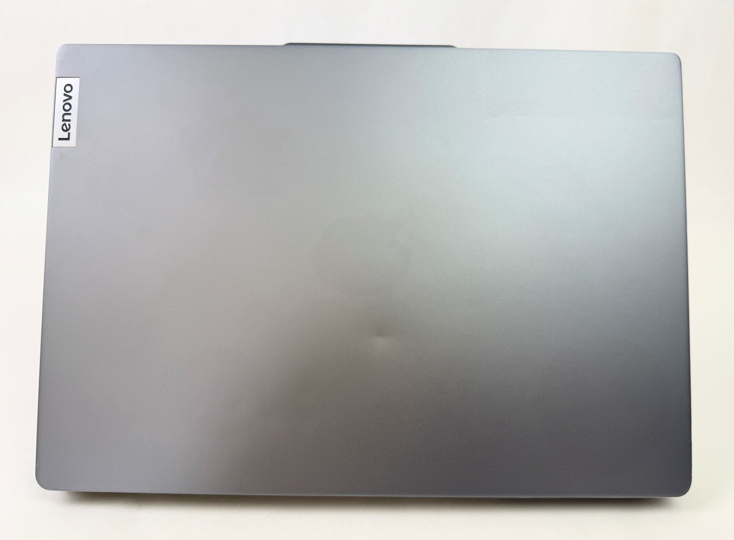 Lenovo IdeaPad Pro 5i 16″ 2048×1280 OLED Touch Ultra 9 185H 32GB 1TB 4050